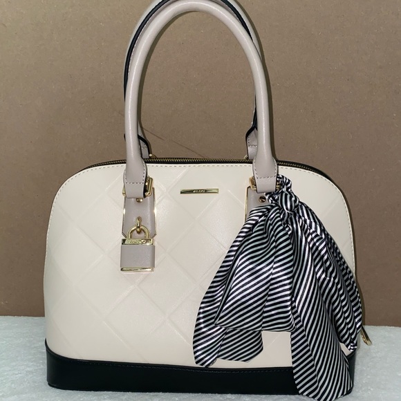 Aldo Handbags - Aldo handbag
